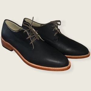 Nisolo black leather oxford shoes